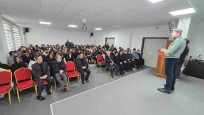 Karabük Demir Çelik Anadolu Lisesi’nden mezun olan Prof. Dr. Serkan