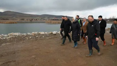 Pursaklar Belediyesi, ilçede yeşilin ve suyun huzur veren uyumunu vatandaşlarla