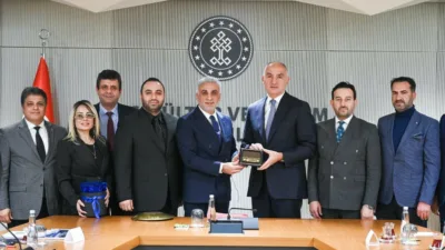 Radyo ve Televizyon Yayıncıları Meslek Birliği (RATEM) Başkanı Vedat Gündoğan,
