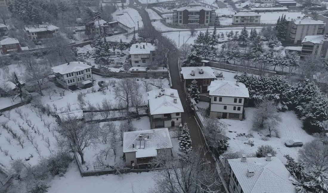 Karabük’ün Safranbolu ilçesinde etkili olan kar yağışı, UNESCO Dünya Miras