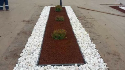 Sincan Belediyesi, çevre düzenleme ve peyzaj çalışmalarına devam ediyor. Ağaç