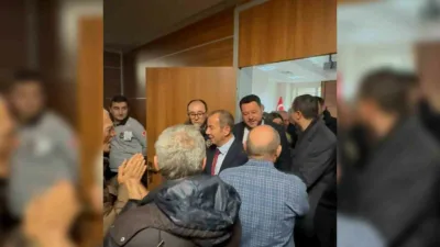 Bolu Belediye Başkanı Tanju Özcan, CHP Bolu İl Başkanı Tahsin
