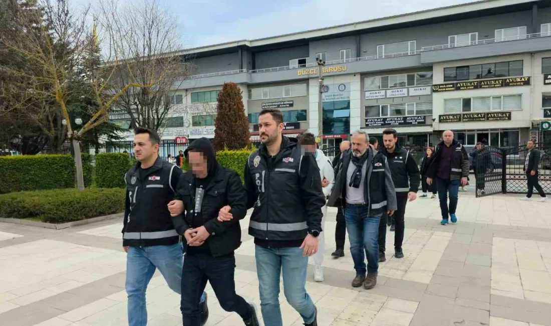 Düzce’de sahte kimlikle arazi satmaya çalışan 5 kişilik dolandırıcılık şebekesi,