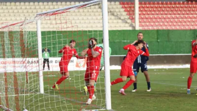 Trendyol 1. Lig’in 21. haftasında Boluspor, sahasında karşılaştığı Sarıyer’e 2-1