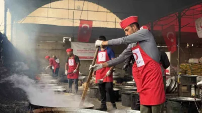 Türk Kızılay, Gazze’de soğuk hava şartlarından korunmaları amacıyla 2 bin