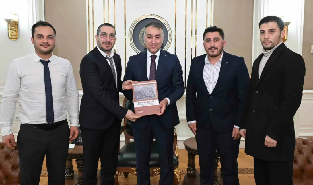 Karabük Valisi Oktay Çağatay, Eskipazar ilçesinde kazı çalışmalarını sürdüren Hadrianopolis