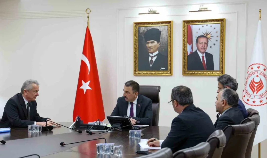 Zonguldak Valisi Osman Hacıbektaşoğlu, Çaycuma ilçesindeki yerel yöneticileri ve il