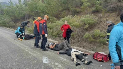Karabük’te yabancı öğrencileri taşıyan minibüsün kontrolden çıkarak şarampole uçması sonucu
