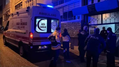 Karabük’te yaşlı bir adam, yaşadığı apartmanın merdiven boşluğunda komşusu tarafından