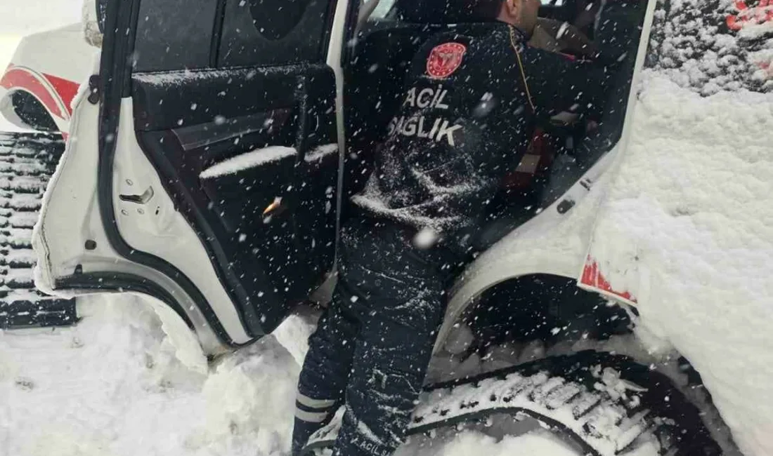 Düzce’de yoğun kar yağışında sağlık hizmetleri durmayarak paletli ambulanslarla sağlık