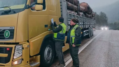 Bolu’da Orman İşletme Müdürlüğü ekipleri, kaçak kesim ve nakliyatın önüne
