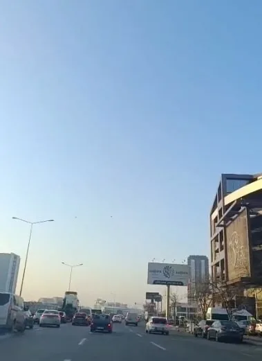 Ankara’nın Yenimahalle ilçesinde zincirleme trafik kazası meydana geldi. Ölen ya
