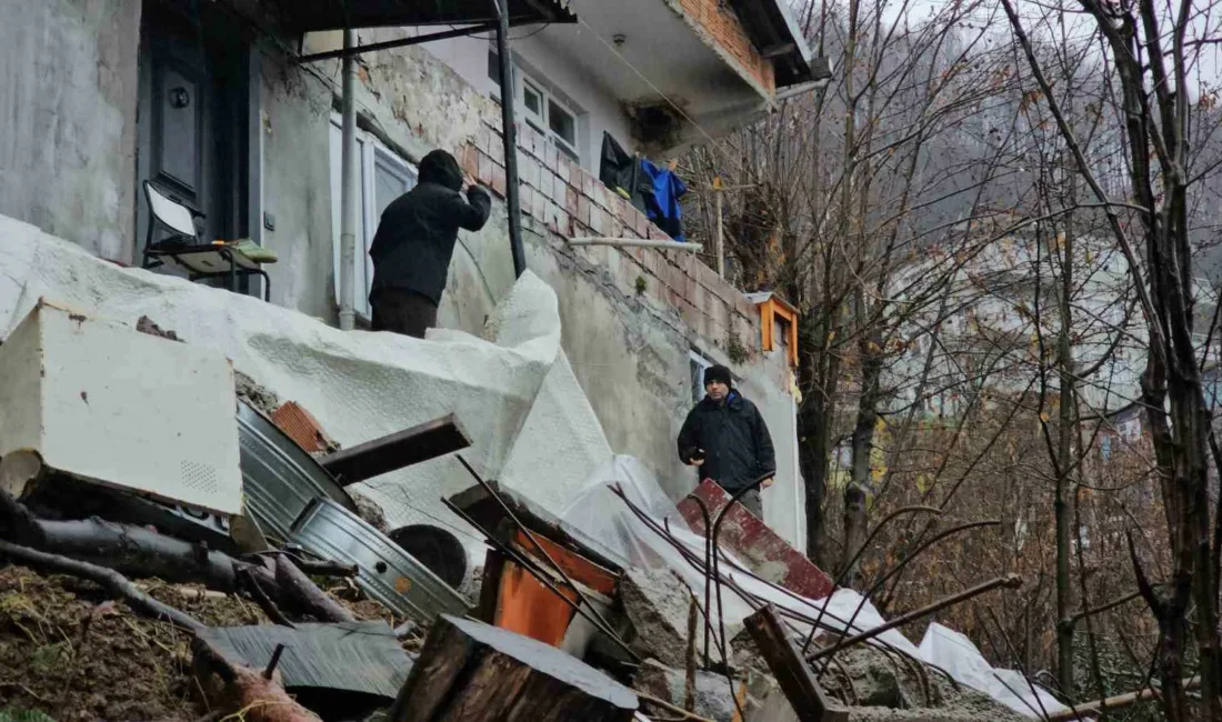 Zonguldak’ta istinat duvarı çalışması sırasında yağışların da etkisiyle meydana gelen
