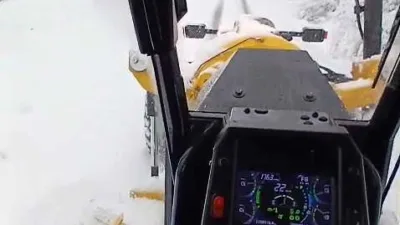 Zonguldak genelinde etkili olan kar yağışı sonrası 96 köy yolu