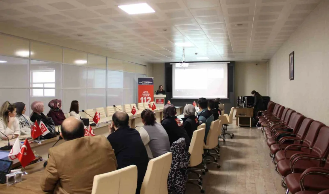 DÜZCE (İHA) – 112 Acil Çağrı Merkezi Müdürü Gönül Günaydın