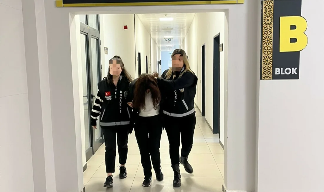 Kocaeli’nin İzmit ilçesinde aldatılma meselesi sebebiyle çıktığı iddia edilen tartışmada,