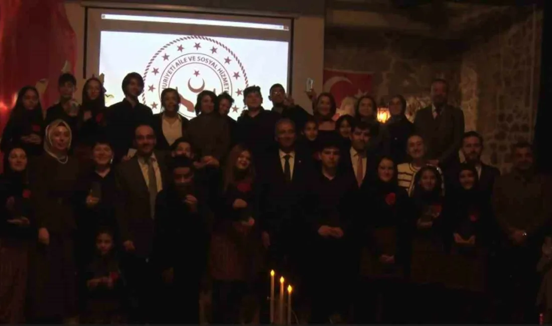Ankara’da bulunan Ulucanlar Cezaevi Müzesi’nde, öğrenciler tarafından şiir ve müzik