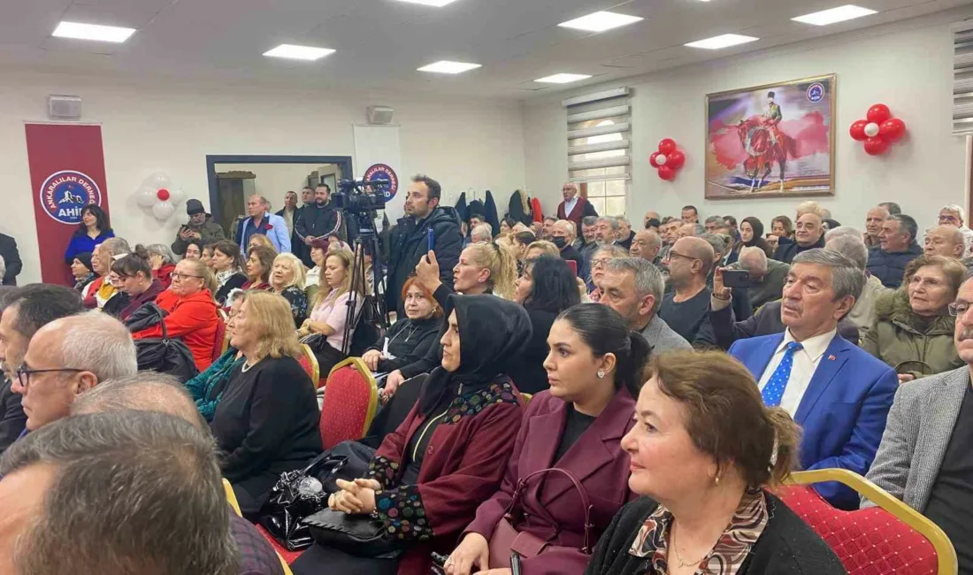 Ankaralılar Derneği (AHİD), Türk sanat müziğinin seçkin parçalarını müzikseverlerle buluşturdu.