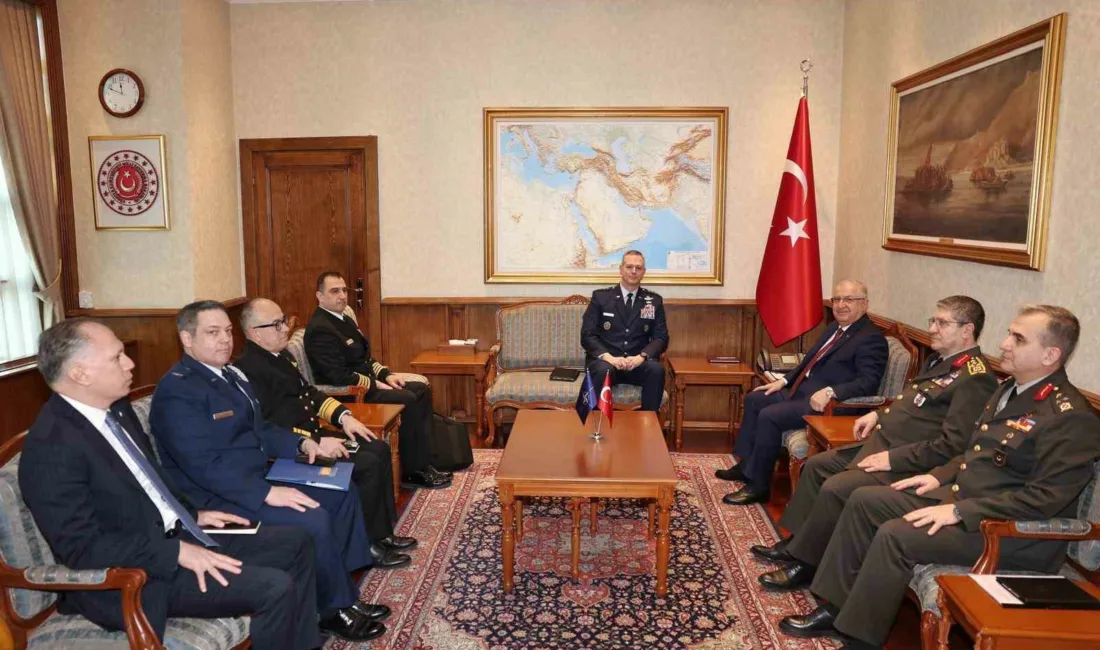 Milli Savunma Bakanı Yaşar Güler, Avrupa Müttefik Kuvvetleri Yüksek Komutanı