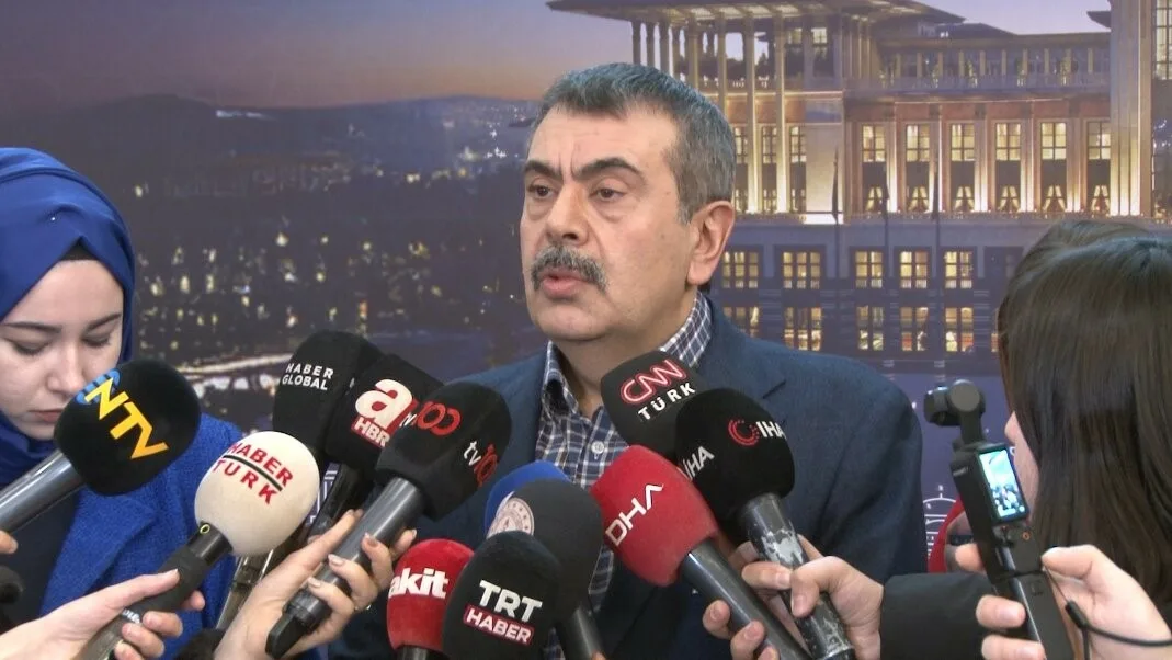 Milli Eğitim Bakanı Yusuf Tekin, “168 kişinin açıkladığı bildiride çok