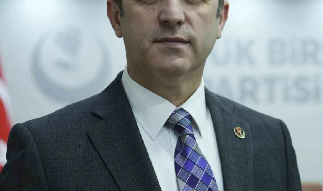 Büyük Birlik Partisi (BBP) Genel Başkan Yardımcısı Türker Yörükçüoğlu, farklı