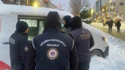 Bolu’da göçmen kaçakçılığıyla mücadele kapsamında düzenlenen operasyonlarda 21 kaçak göçmen