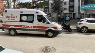 Bolu’da otomobil ile motosikletin kafa kafaya çarpıştığı kazada motosiklet sürücüsü