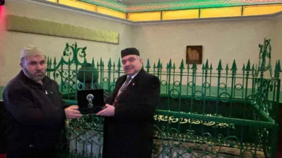 Bolu’nun Tekke Işıklar köyünde bulunan Seyyid Ümmi Kemal Hazretleri Türbesi’ne,