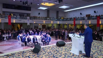 Cumhurbaşkanı Yardımcısı Cevdet Yılmaz, “Ben güçlüysem her şeyi yapabiliriz diyen