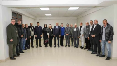 DÜZCE (İHA) – Düzce Belediye Başkanı Dr. Faruk Özlü, önceki