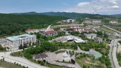 Times Higher Education (THE) tarafından Orta Avrasya bölgesindeki üniversiteleri ilk