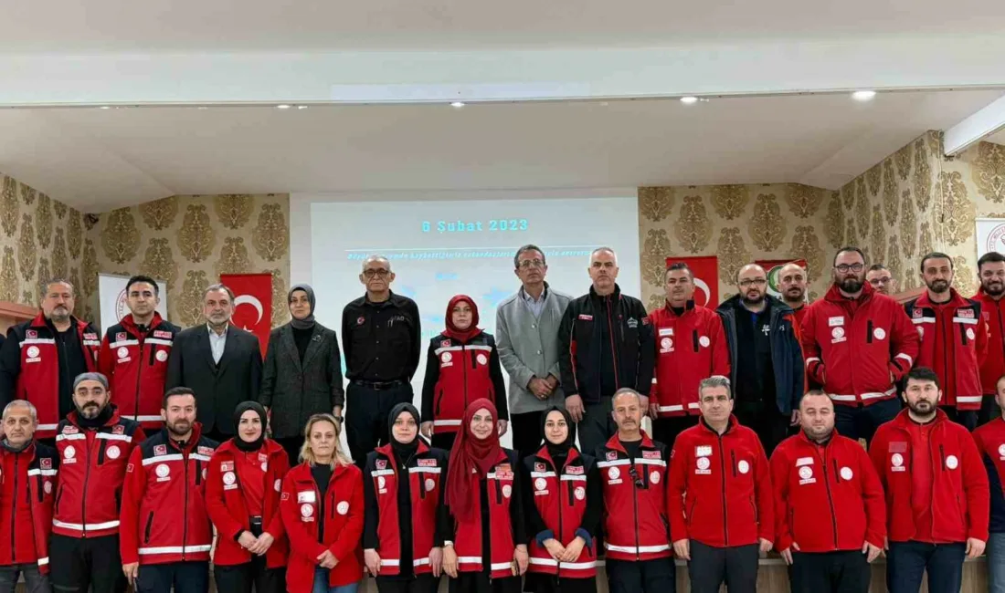 DÜZCE (İHA) – Düzce’de, 6 Şubat depremlerinde hayatını kaybeden vatandaşları