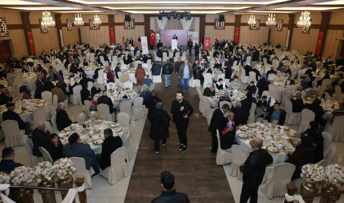 DÜZCE(İHA) – Düzce’de Ramazan ayının ilk iftar yemeğinde şehit yakınları,