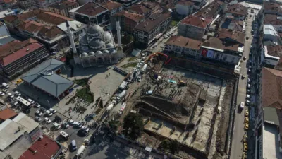 Düzce Belediyesi tarafından yapılacak olan Cedidiye Kent meydanının 2. Etap