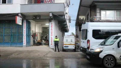Sakarya’nın Karapürçek ilçesinde emekli bir polis, eşini ve MHP Karapürçek