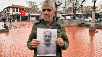 Kayseri’de yaşayan Rıfat Özdemir, Jeffrey Epstein’e benzetilmesi nedeniyle karşılaştığı olumsuz