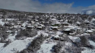 Karabük’ün yüksek kesimlerinde kar yağışı sonrası oluşan beyaz örtü, güneşin