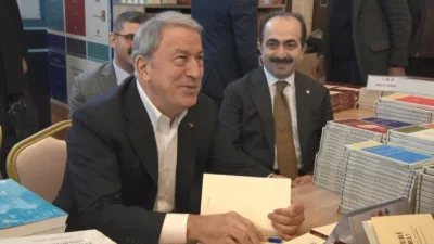 Eski Milli Savunma Bakanı ve Türkiye Büyük Millet Meclisi (TBMM)