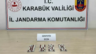 Karabük’te jandarma ekiplerince düzenlenen iki ayrı uyuşturucu operasyonunda sentetik ecza