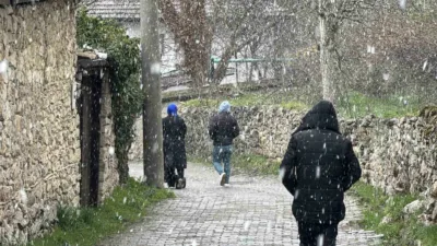 Karabük’ün yüksek kesimlerinde kar yağışı yeniden etkisini göstermeye başladı. Hava