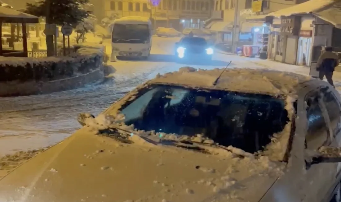 Kastamonu’da akşam saatlerinden itibaren yüksek rakımlı bölgelerde kar yağışı etkili