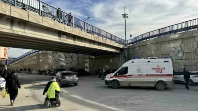 Karabük’te köprüden atlamak isteyen şahsın vatandaşlar ve polis ekiplerinin müdahalesine
