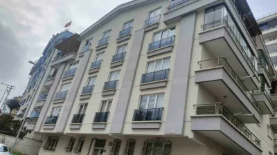 Ankara’nın Mamak ilçesine bağlı Harman Mahallesi’nde meydana gelen toprak kayması,