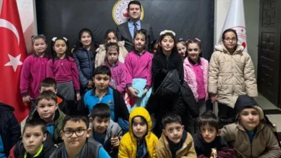 DÜZCE (İHA) – Şehit Ercan Eker İlkokulu 2. sınıf öğrencileri,
