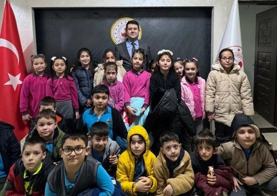 DÜZCE (İHA) – Şehit Ercan Eker İlkokulu 2. sınıf öğrencileri,