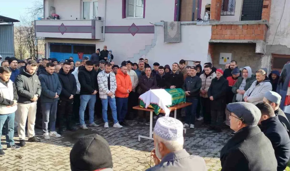 İstanbul İkitelli’de anaokuluna gitmek için annesiyle birlikte yolun karşısına geçmeye