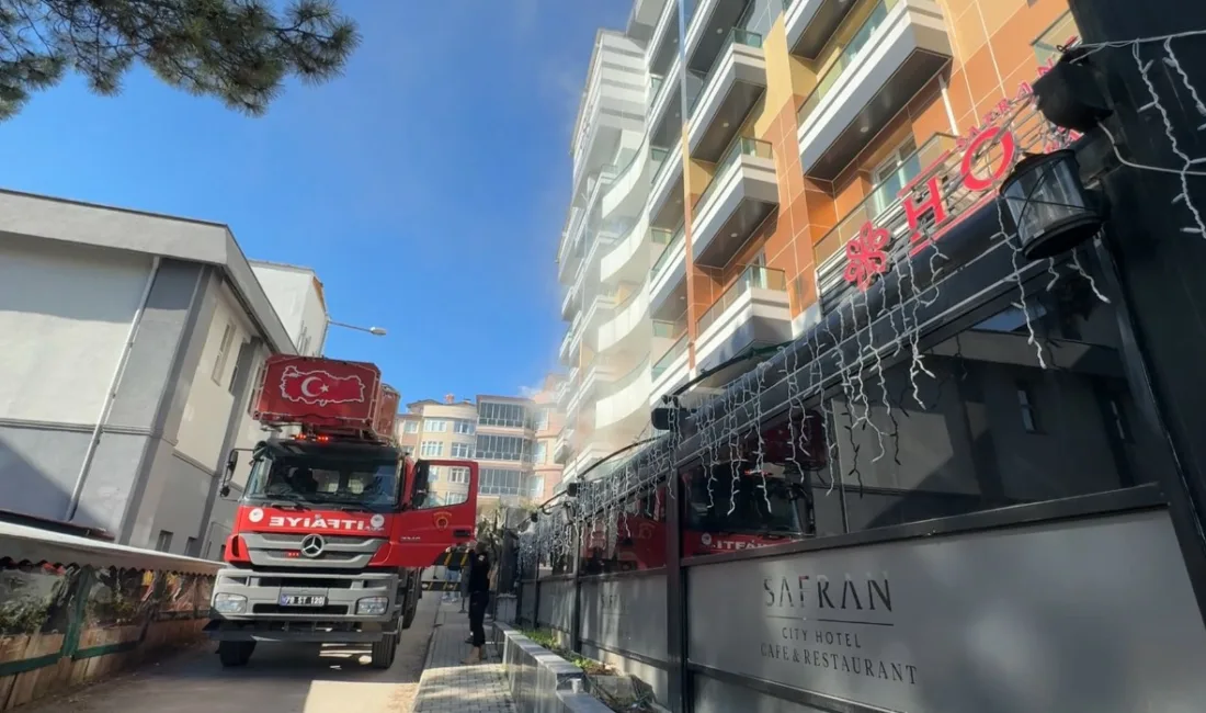 Karabük’ün Safranbolu ilçesinde bir otelde çıkan yangında mahsur kalan 8