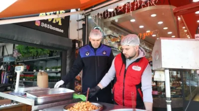Pursaklar Belediyesi zabıta ekipleri, Ramazan ayında da denetimlerini aralıksız sürdürüyor.