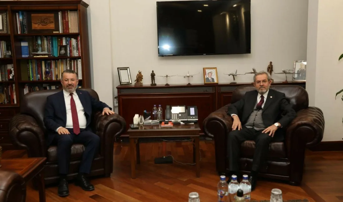 Karabük Üniversitesi Rektörü Prof. Dr. Fatih Kırışık, Ankara Üniversitesi Rektörü
