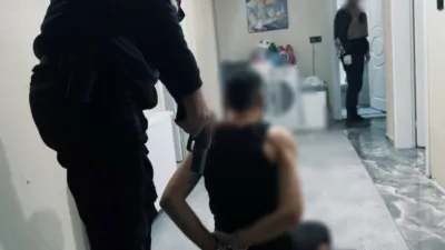 Sakarya’da jandarma ekiplerince uyuşturucu madde satışı yaptığı belirlenen şüphelilere yönelik